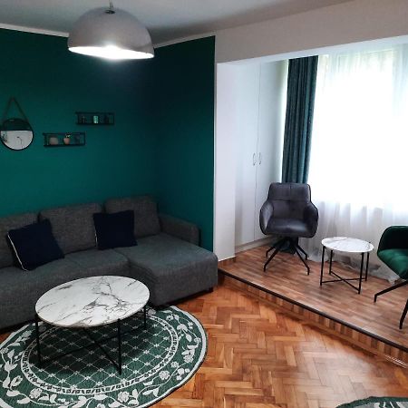 Cozy Three Rooms Apartment Cluj-Napoca Exterior foto